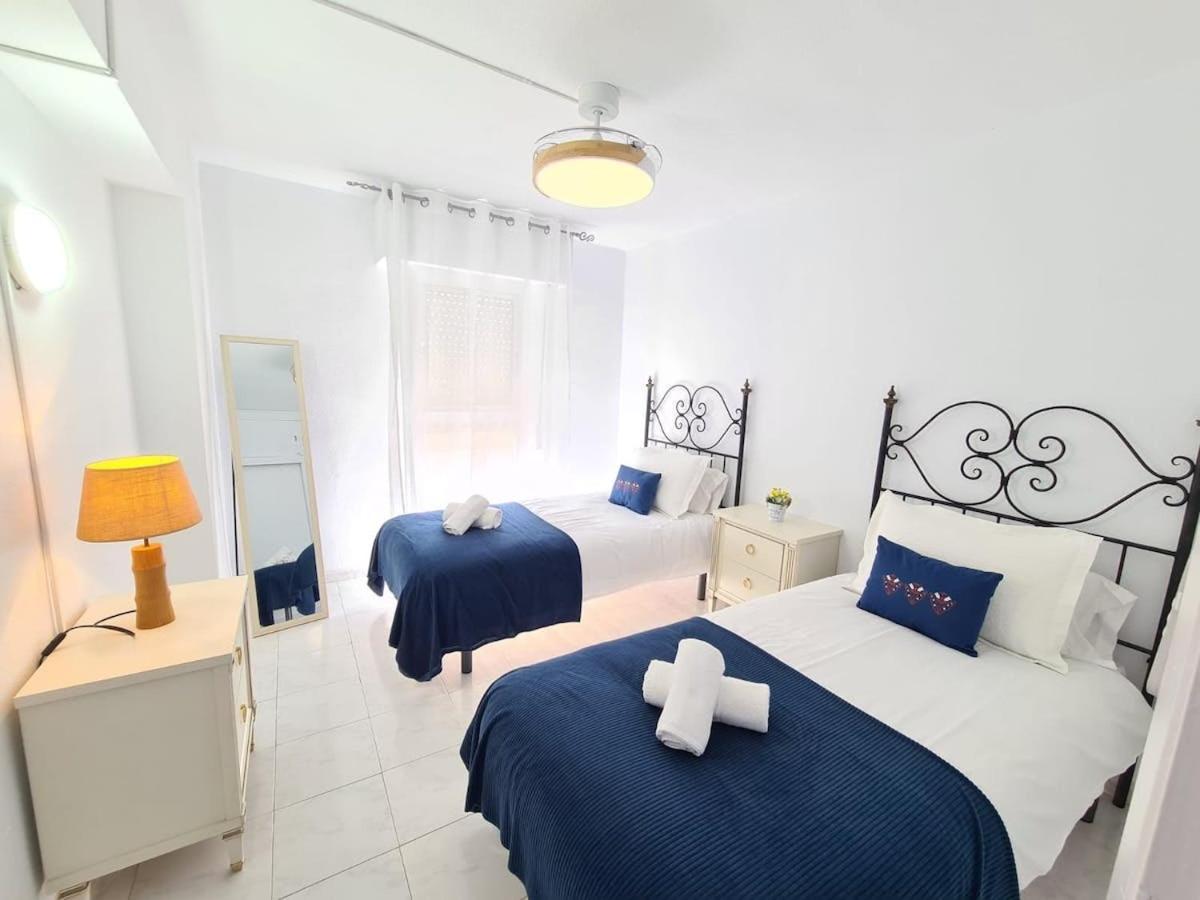 Apartamento 2 Hab. Con Vistas En Benalmádena Exteriör bild